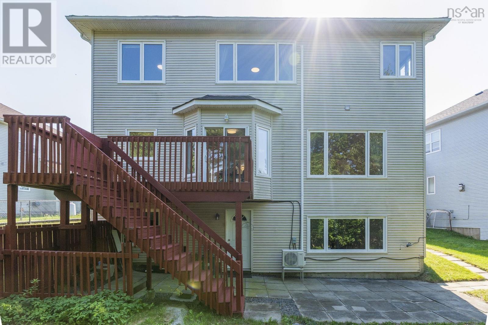 86 Stone Gate Drive Property Photo 42