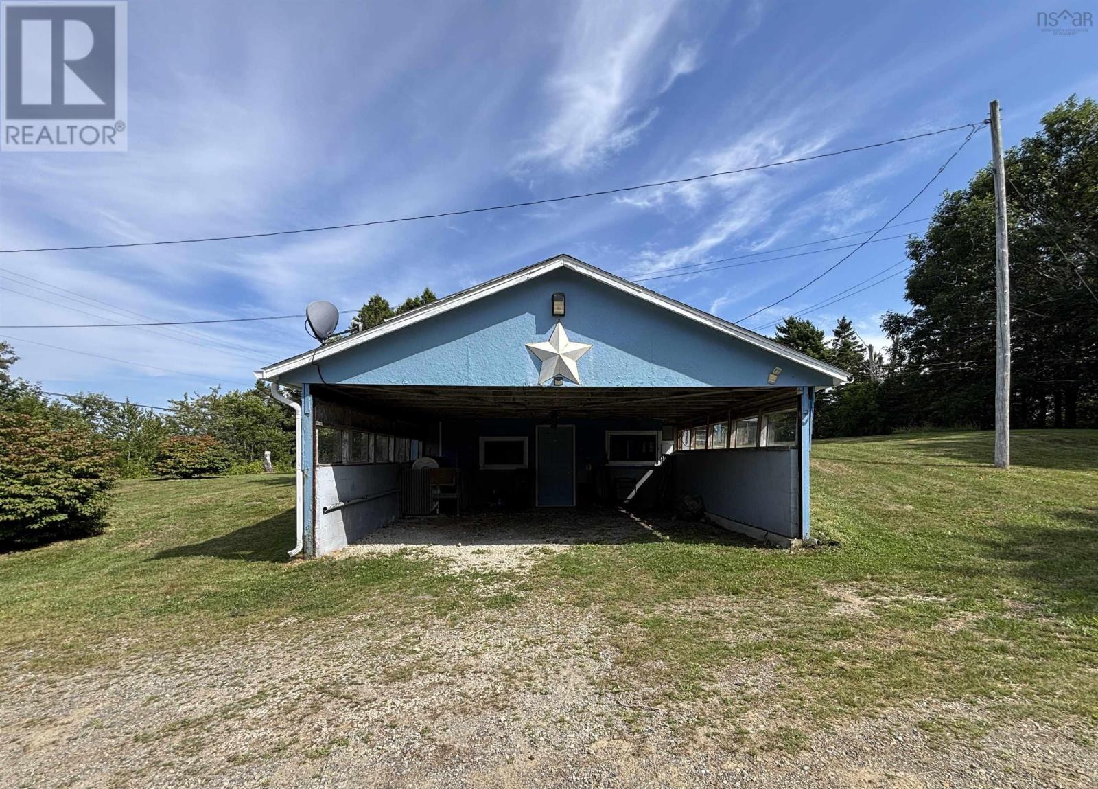 52 Dunhams Landing Road Property Photo 4