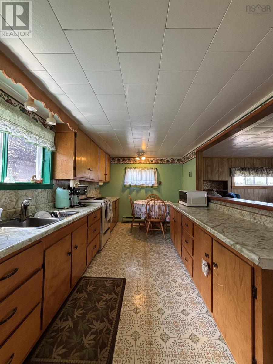 52 Dunhams Landing Road Property Photo 9