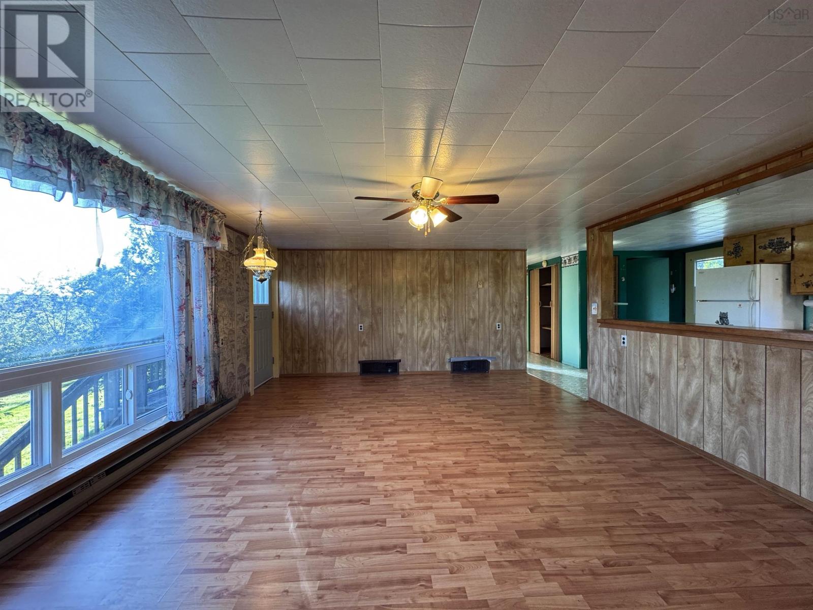 52 Dunhams Landing Road Property Photo 14