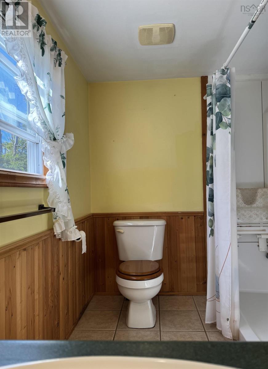 52 Dunhams Landing Road Property Photo 19