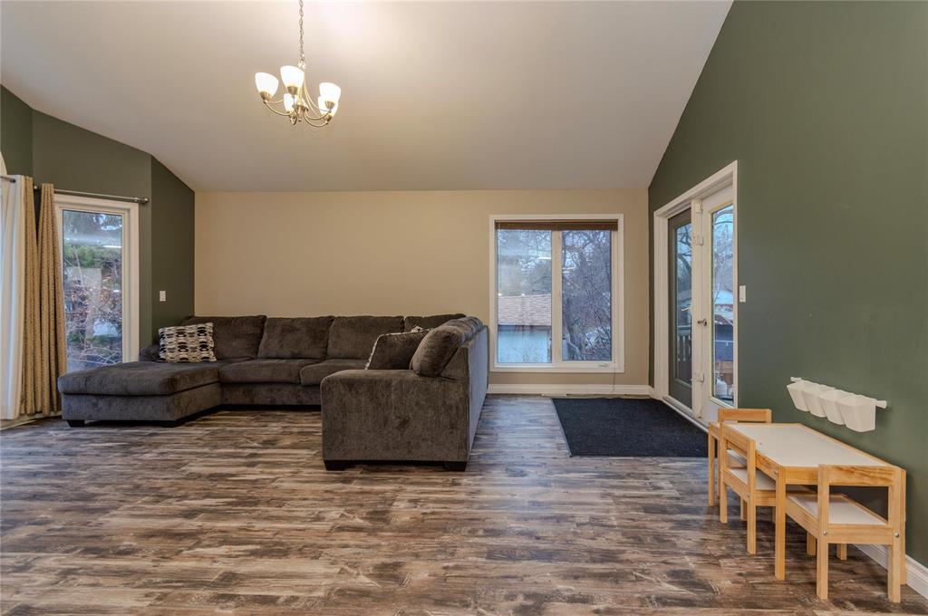 763 3rd Avenue Property Photo 11