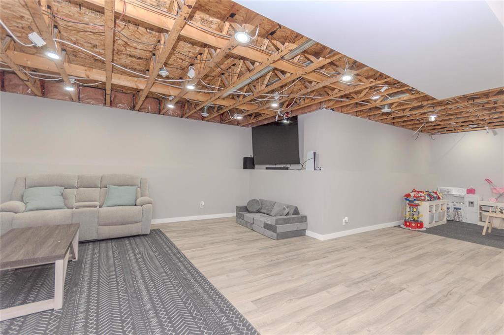 763 3rd Avenue Property Photo 20