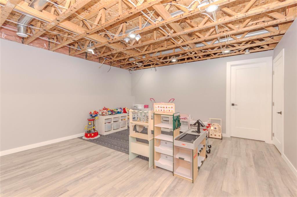 763 3rd Avenue Property Photo 22