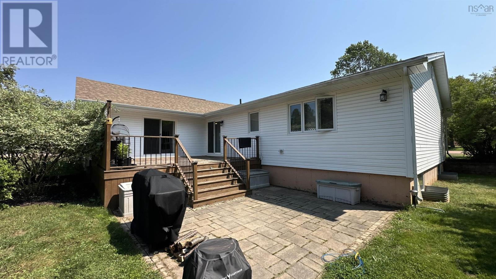 52 Regency Point Drive Property Photo 20
