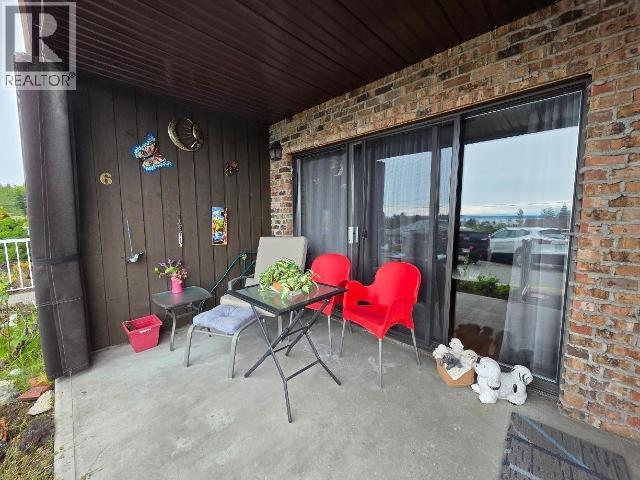 6-4420 Quebec Ave Property Photo 4