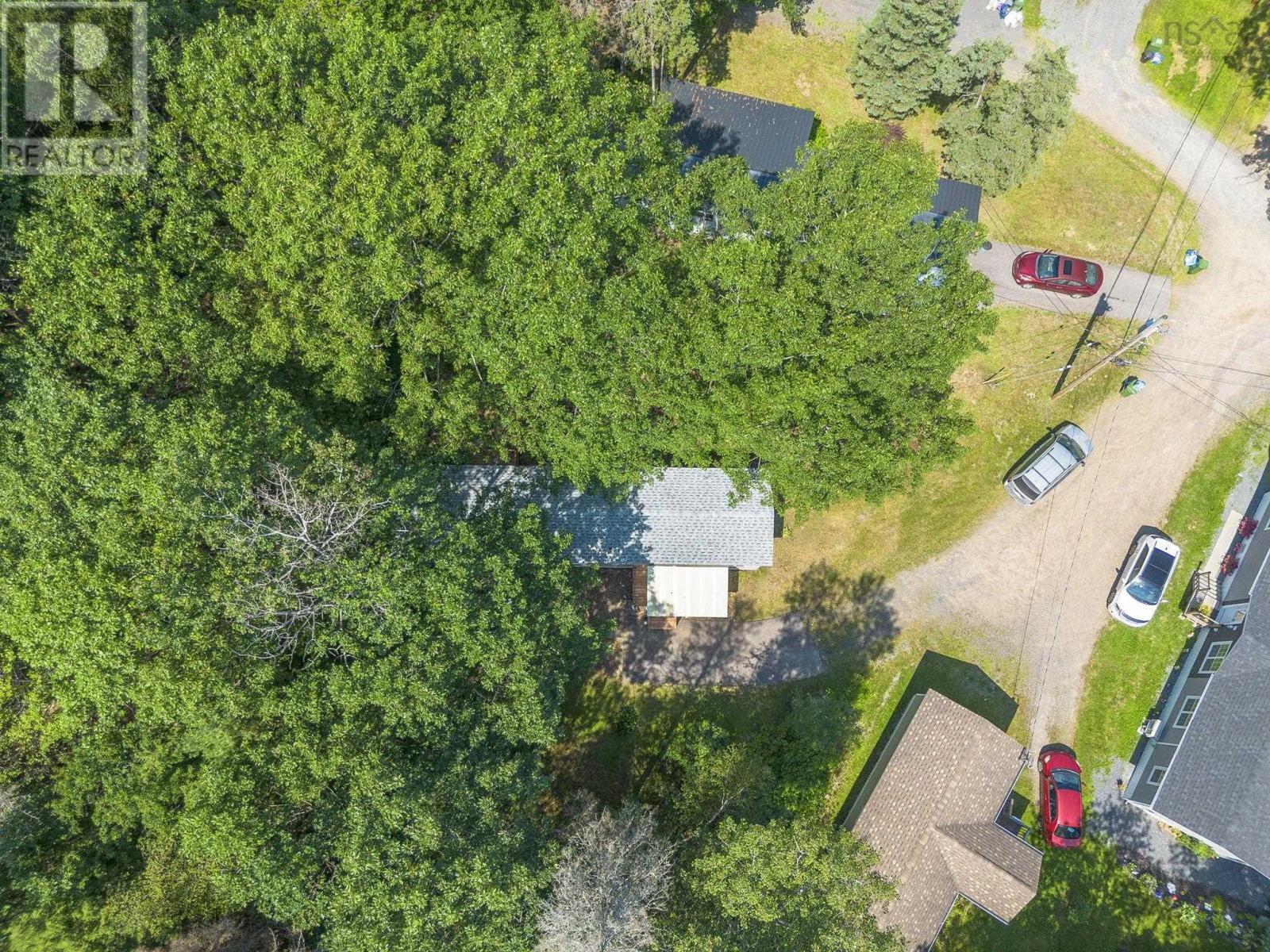 23 Frontier Drive Property Photo 2