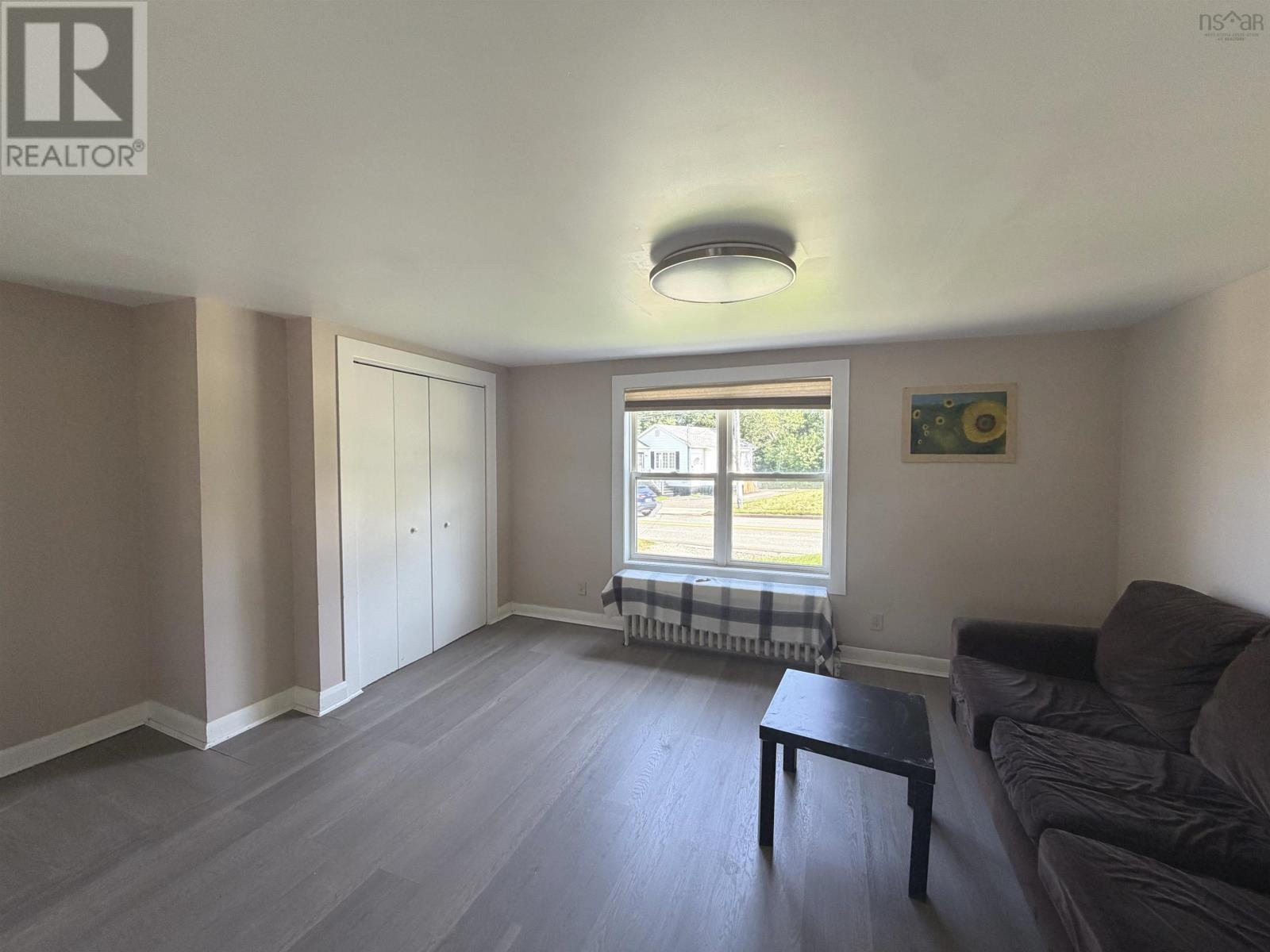 272 King Edward Street Property Photo 6