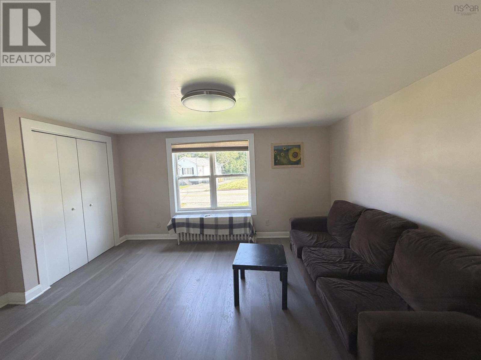 272 King Edward Street Property Photo 8