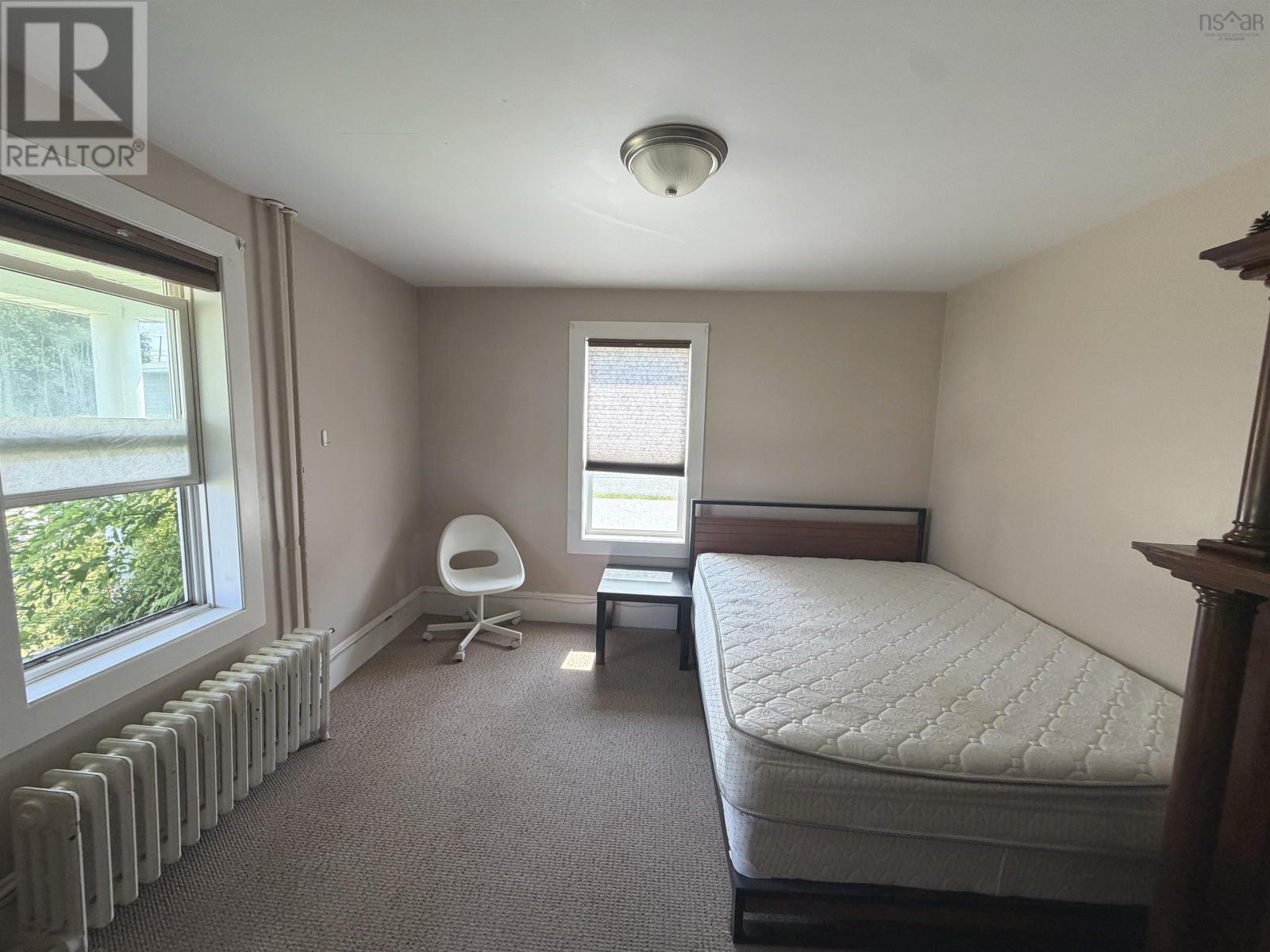 272 King Edward Street Property Photo 14