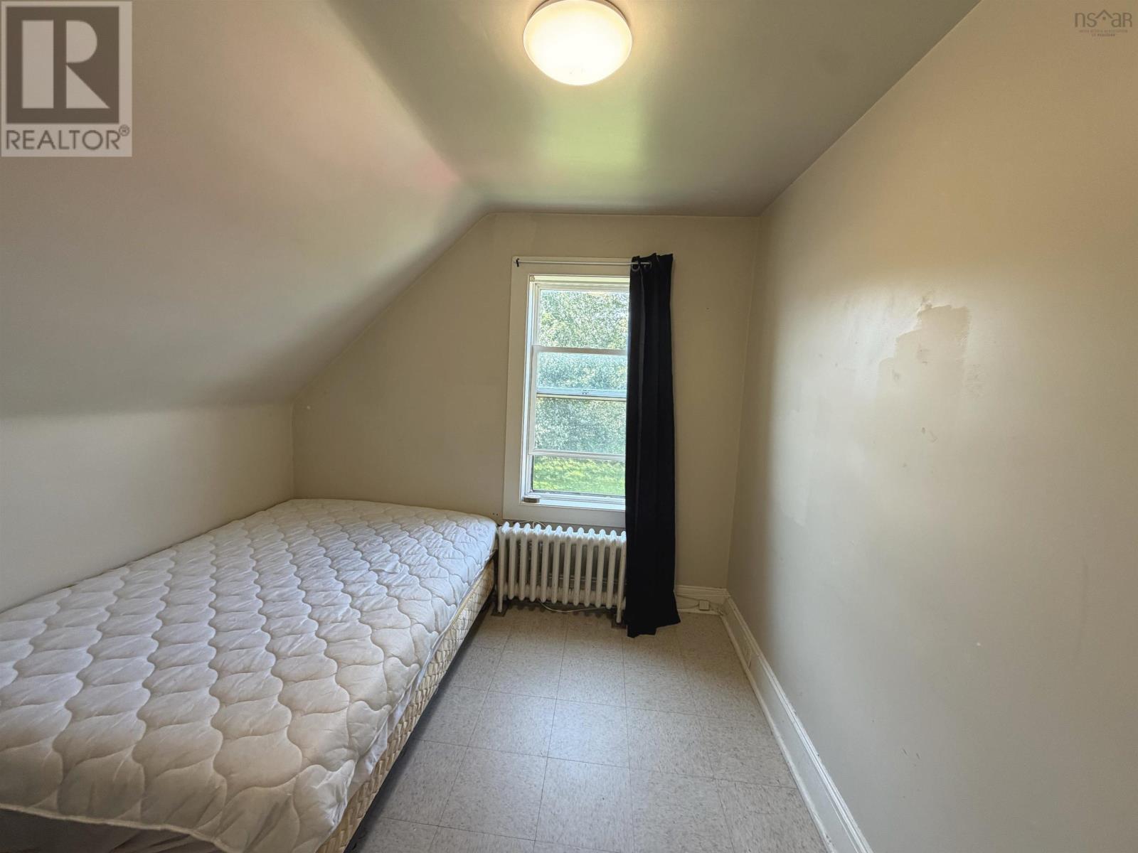 272 King Edward Street Property Photo 15