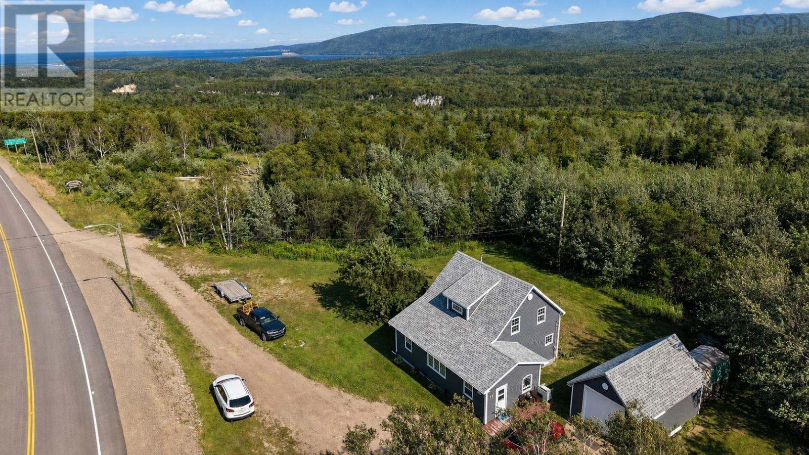 29182 Cabot Trail Property Photo 2