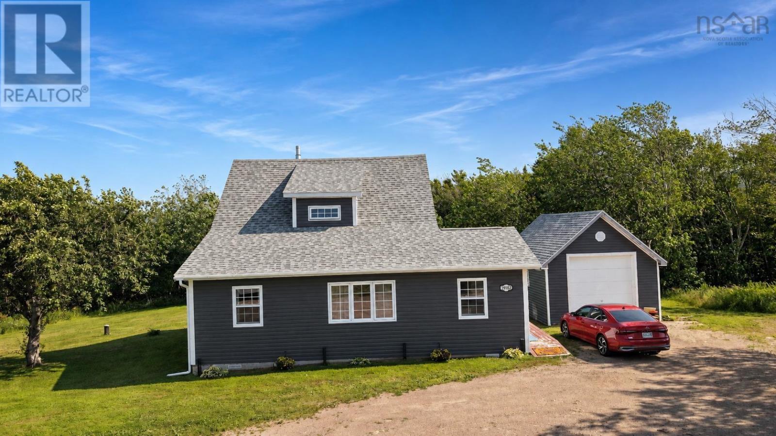 29182 Cabot Trail Property Photo 3