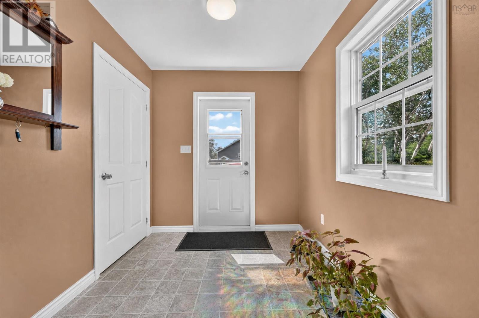 29182 Cabot Trail Property Photo 15