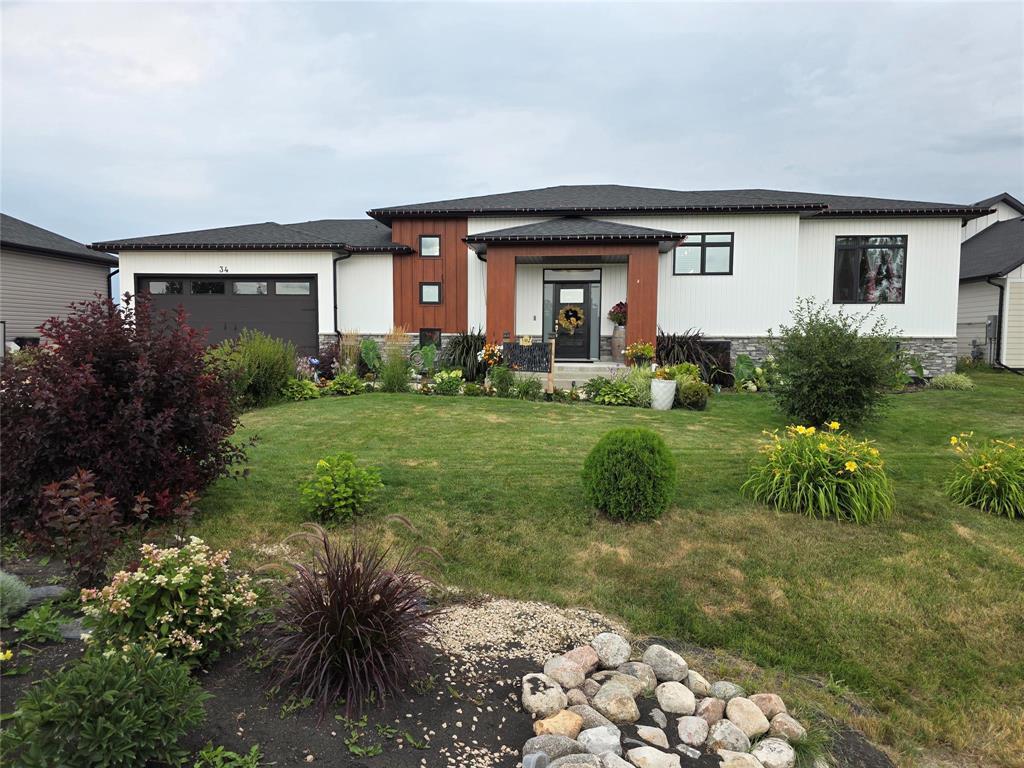 34 King Bay Property Photo 1