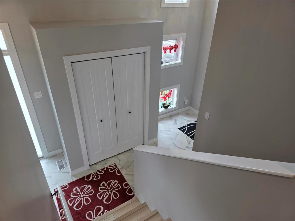 34 King Bay Property Photo 20