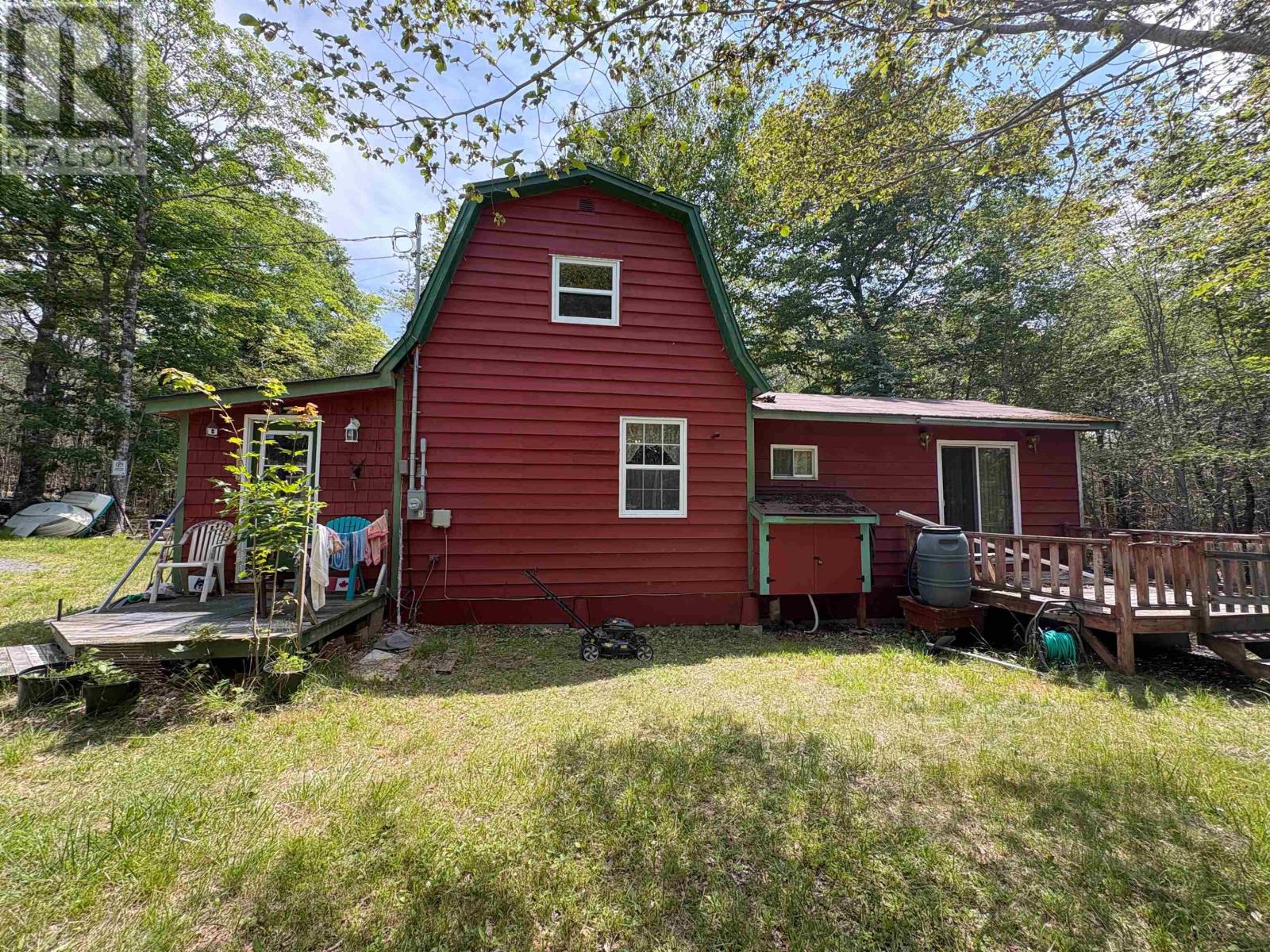507 Turner Point Drive Property Photo 2