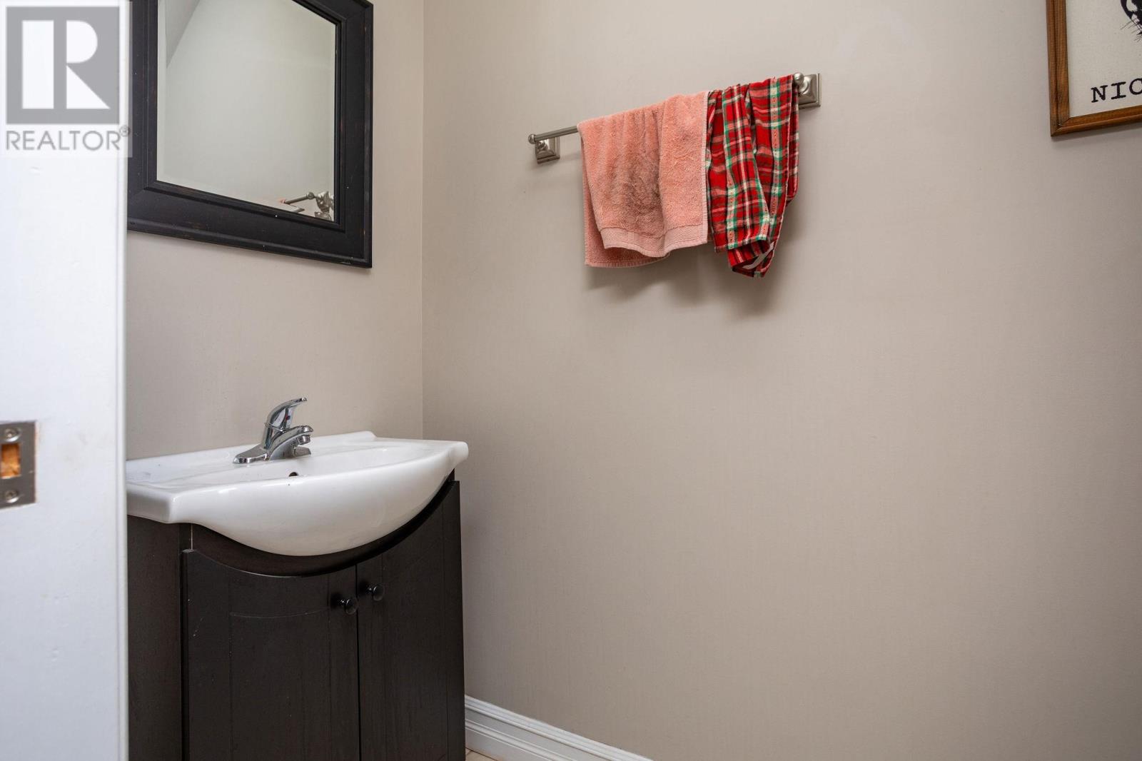 125 Heron Drive Property Photo 9