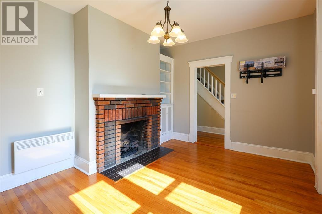 250-252 Central Street Property Photo 29