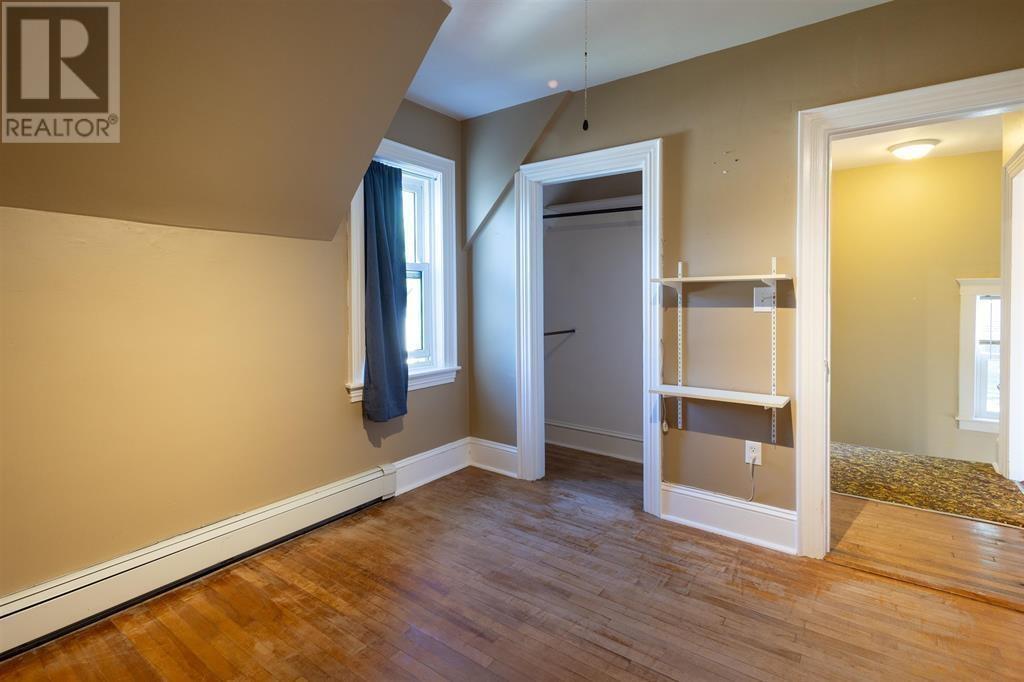 250-252 Central Street Property Photo 36