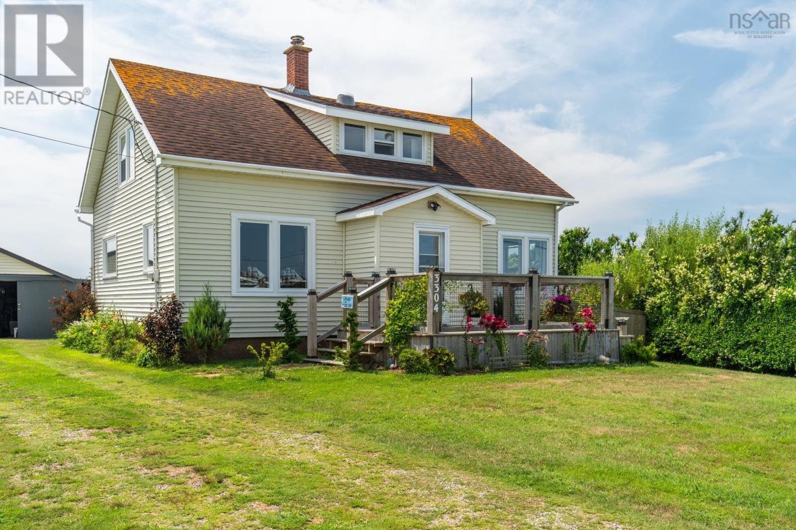 3304 Main Shore Road Property Photo 3