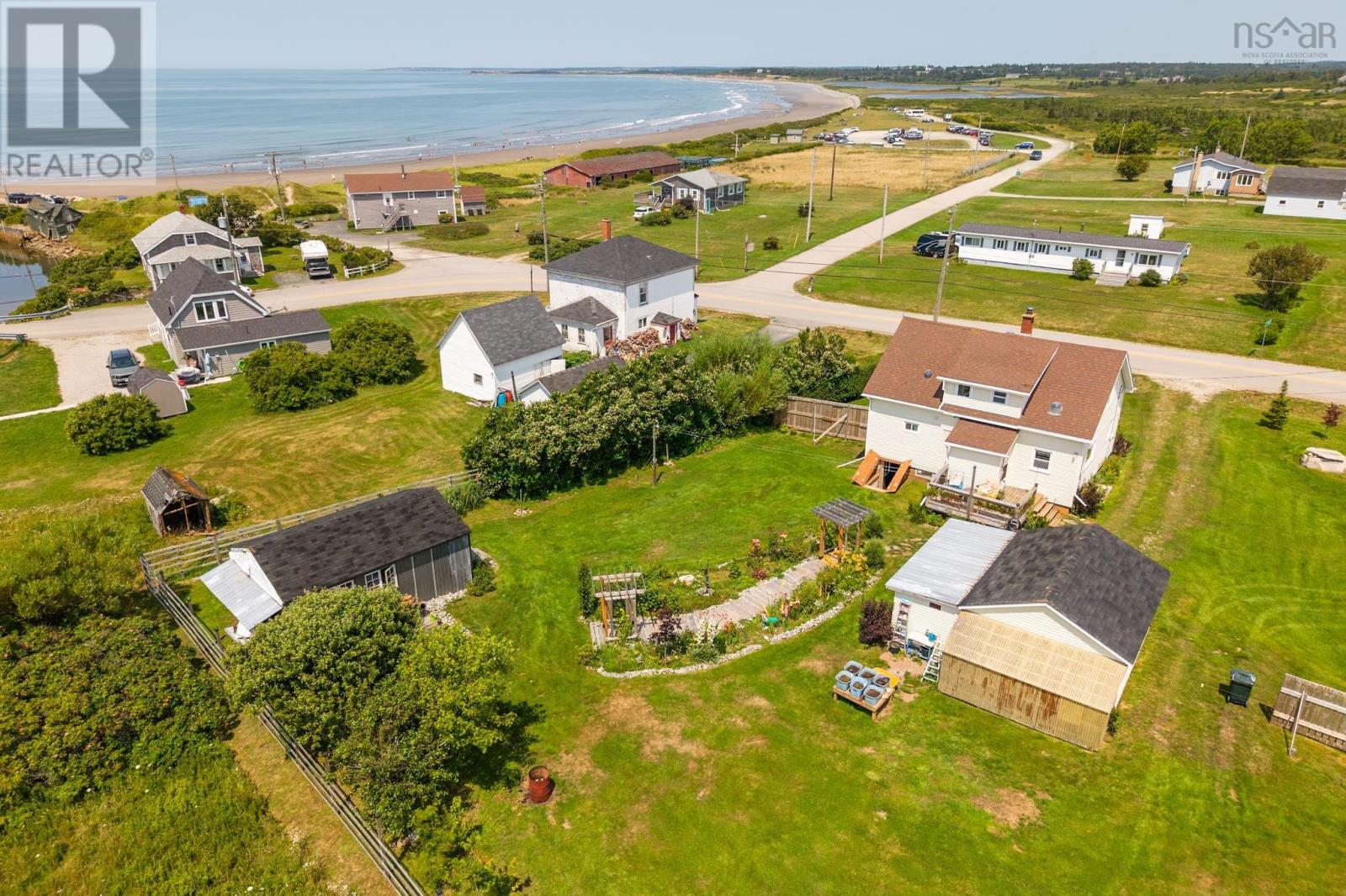 3304 Main Shore Road Property Photo 13