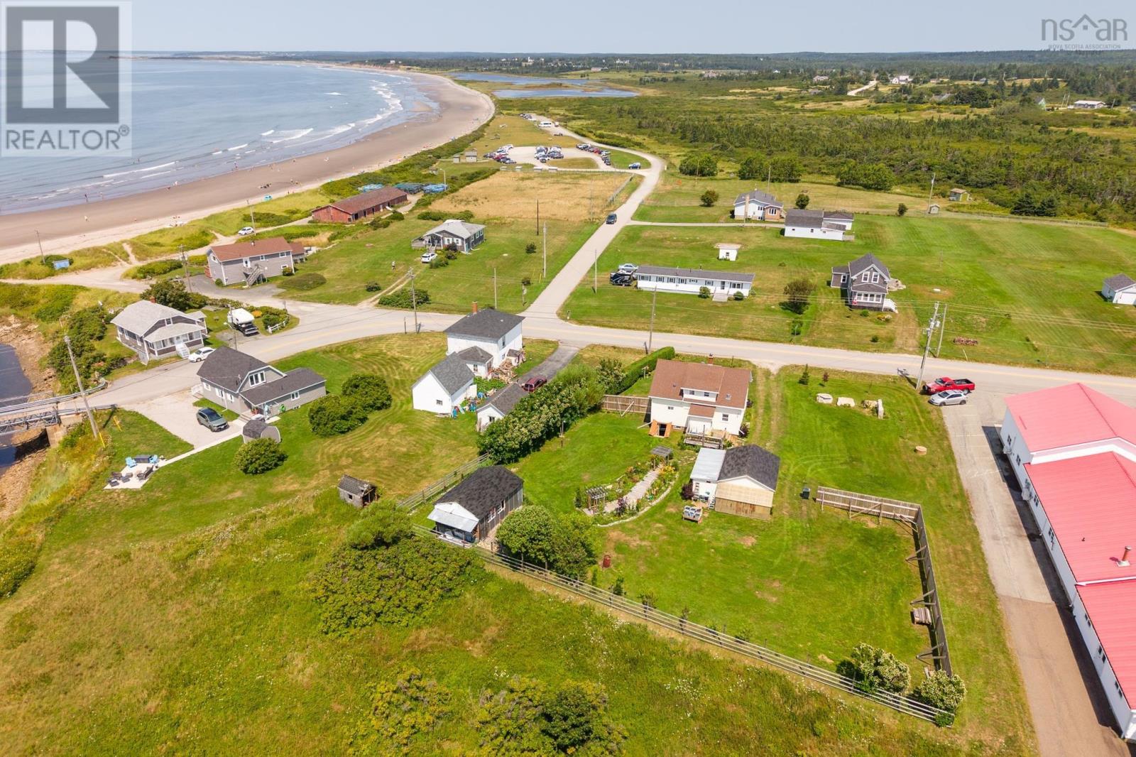 3304 Main Shore Road Property Photo 14