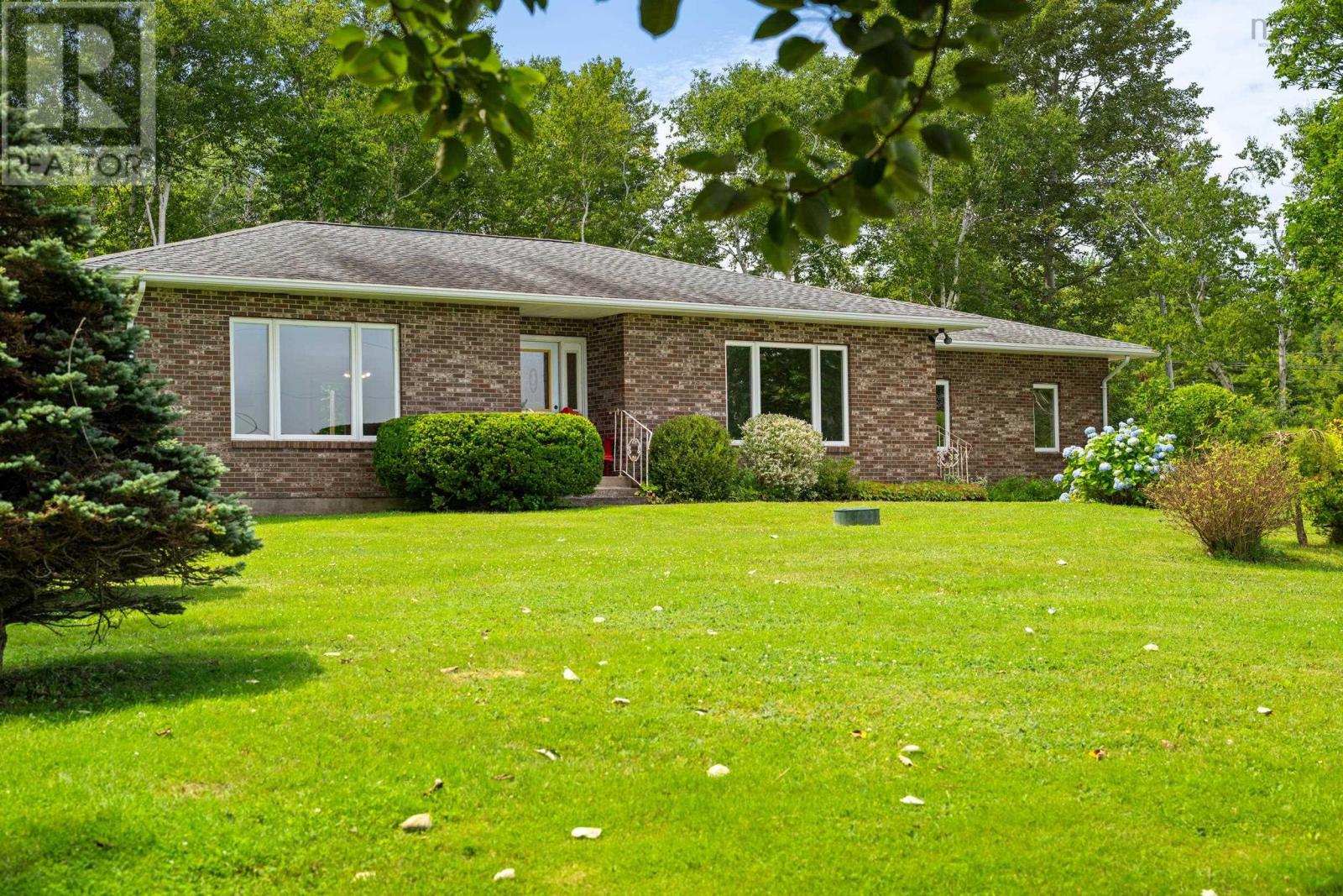 4145 Highway 329 Property Photo 3
