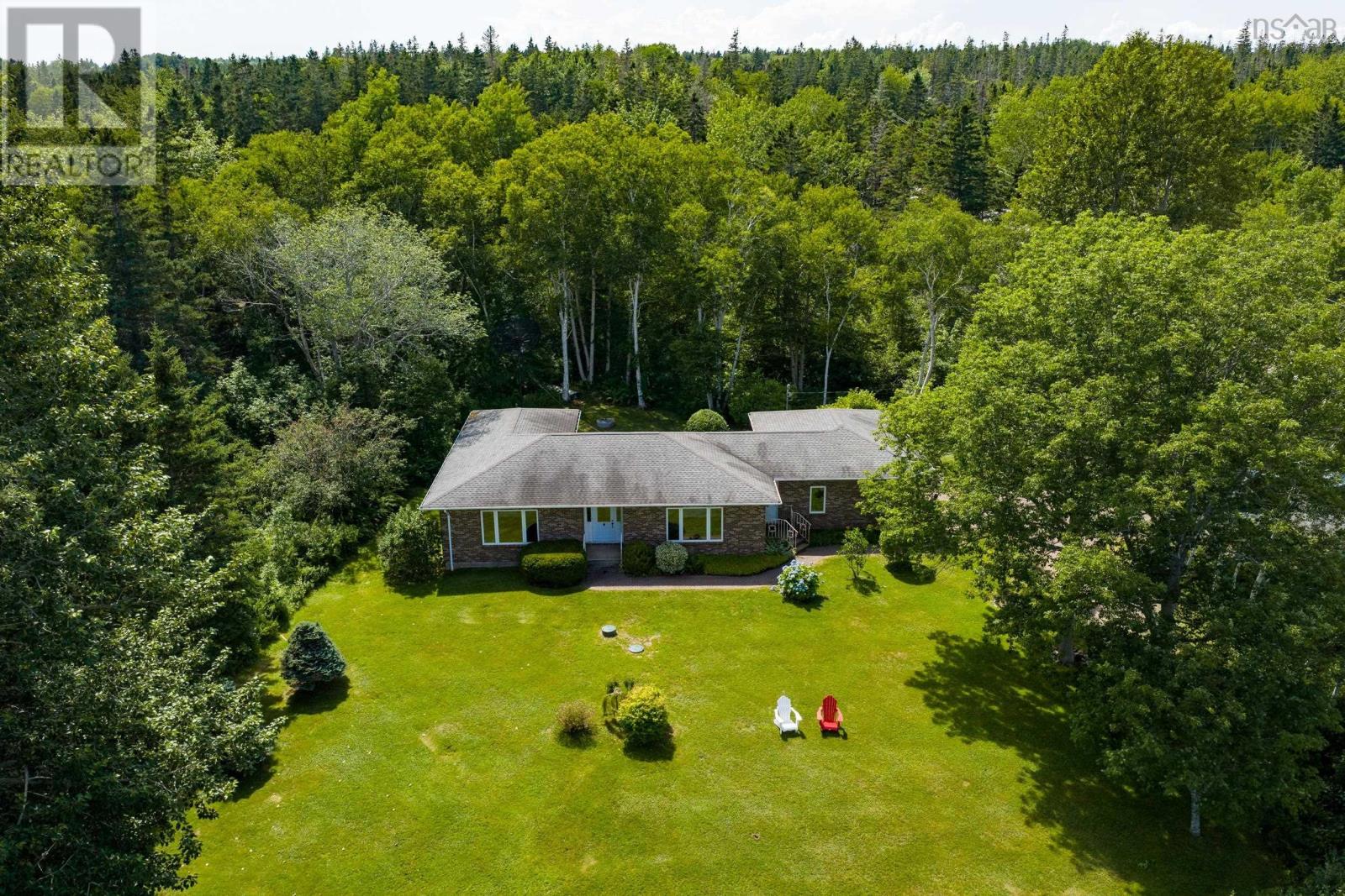 4145 Highway 329 Property Photo 4