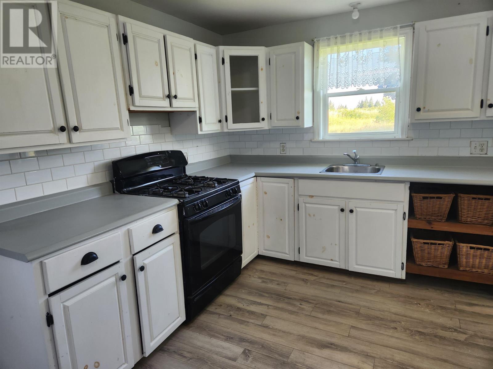 13894 Northside Road Property Photo 4