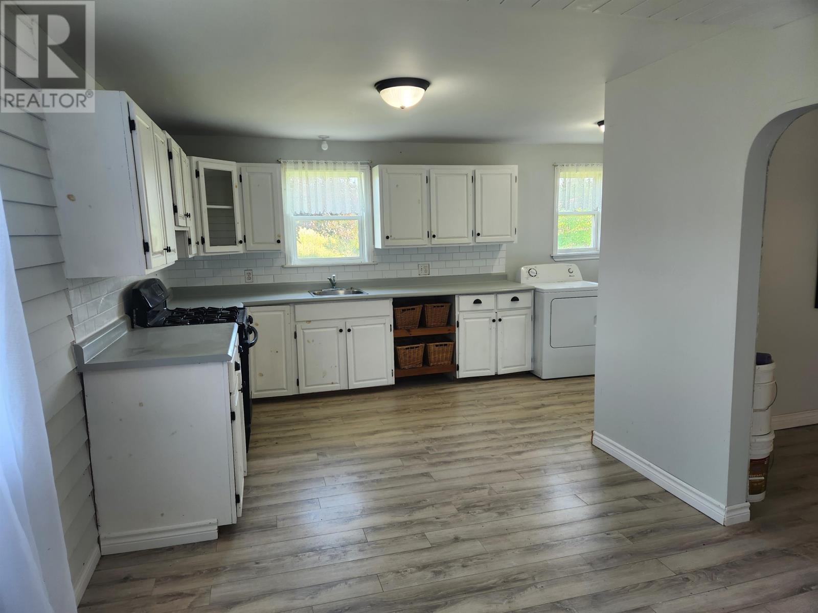 13894 Northside Road Property Photo 5