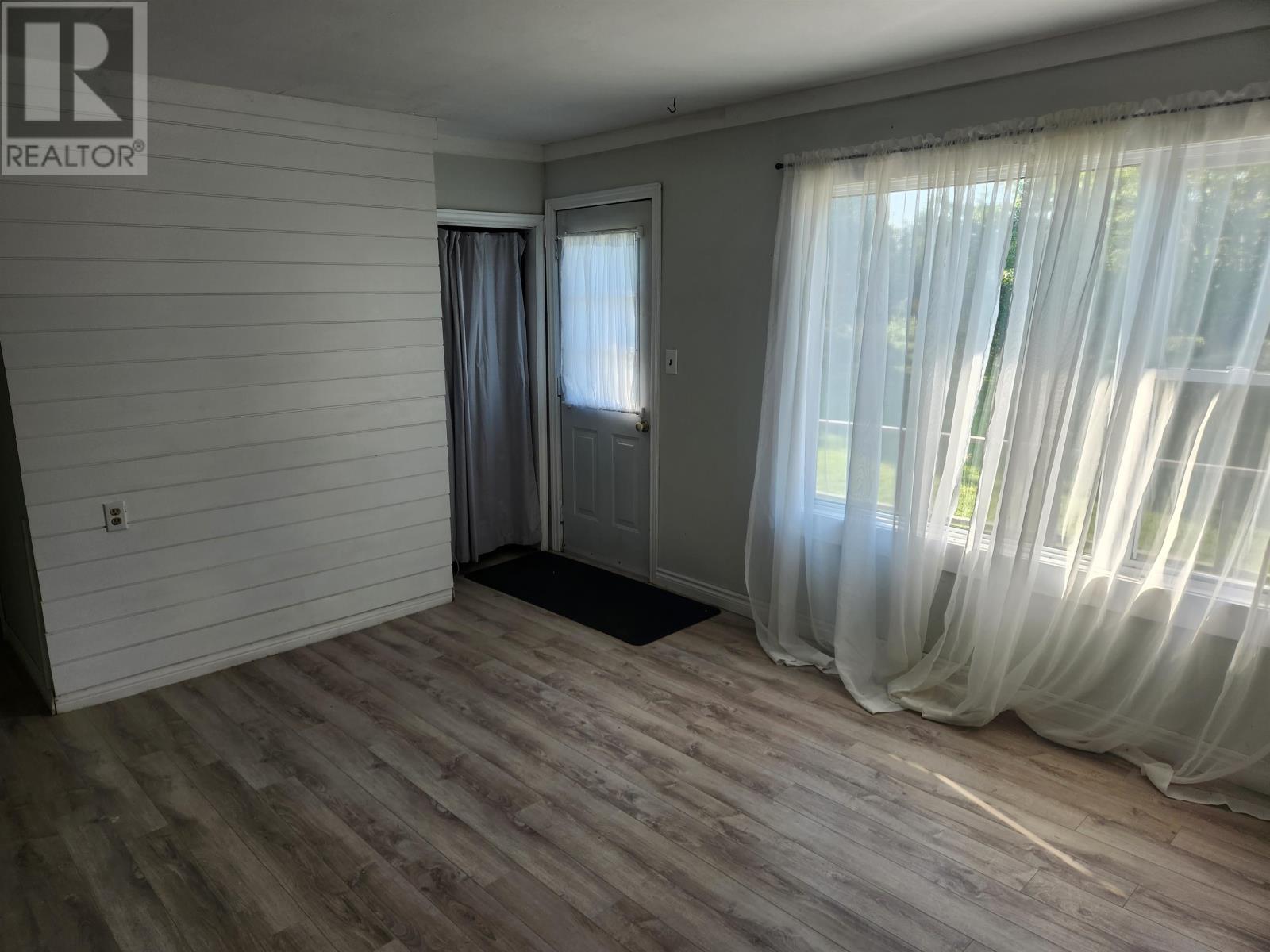 13894 Northside Road Property Photo 10