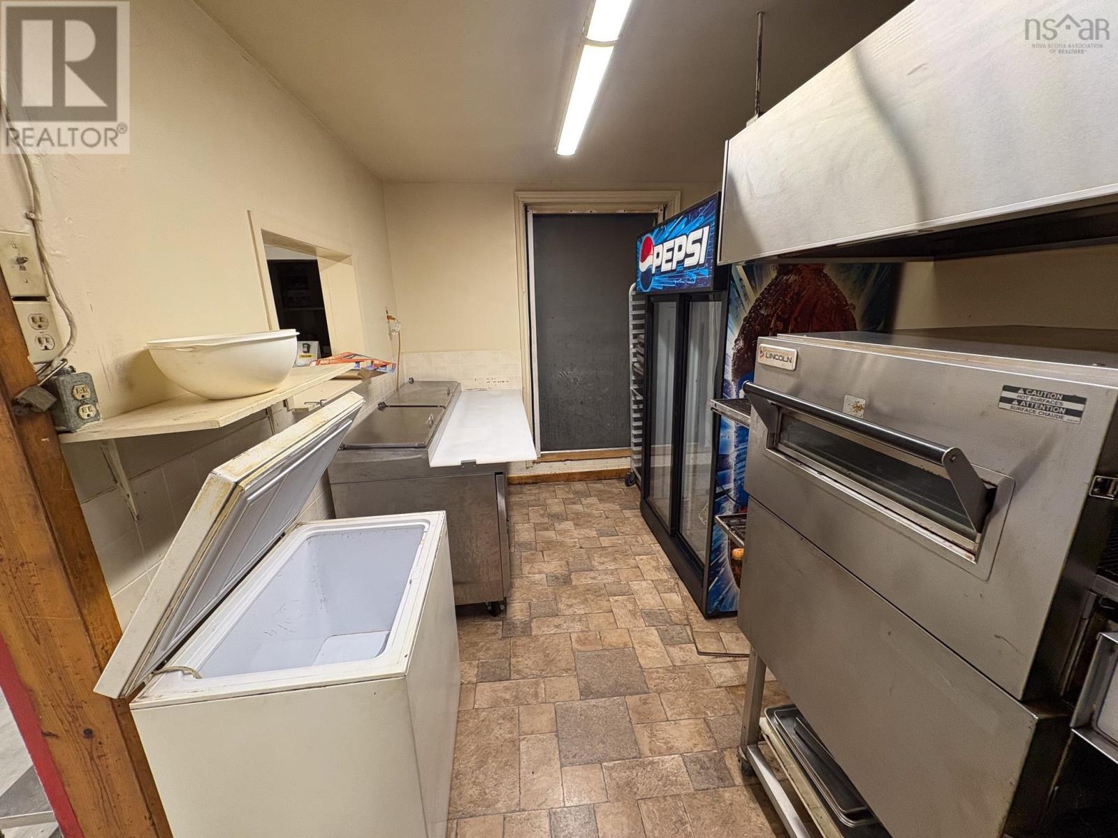 6177 Highway 354 Property Photo 16