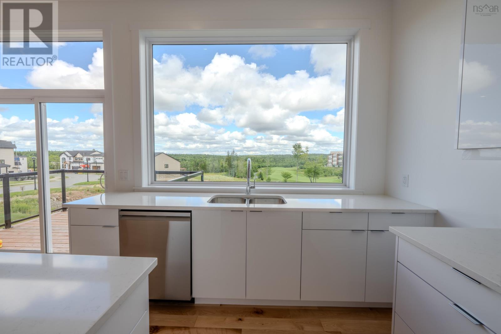 143 Brunello Boulevard Property Photo 8