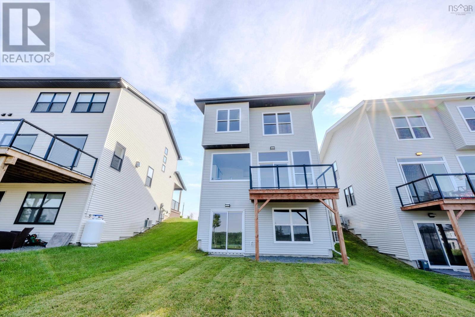 143 Brunello Boulevard Property Photo 32