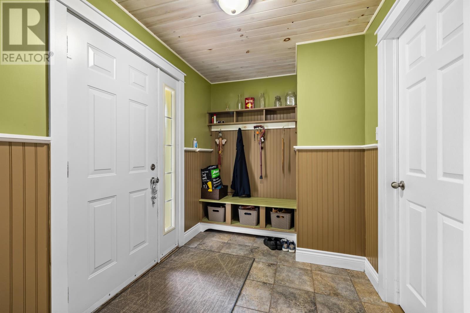 1049 Spring Valley Rd Property Photo 17