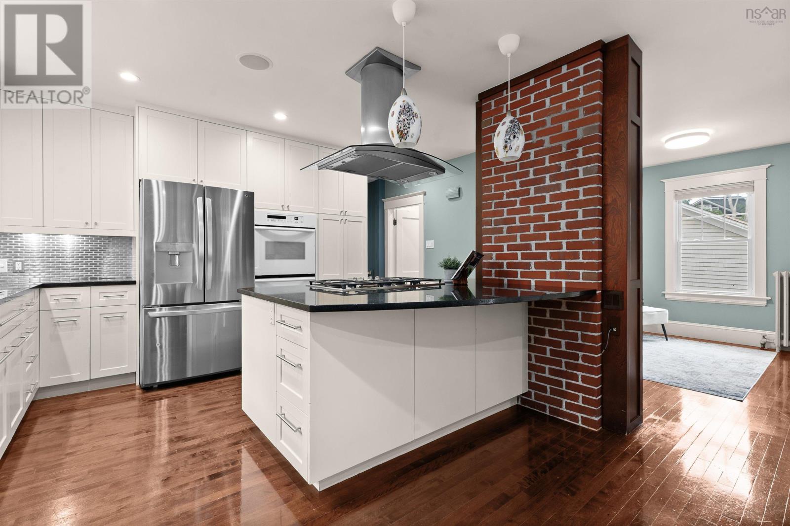 1777 Cambridge Street Property Photo 10