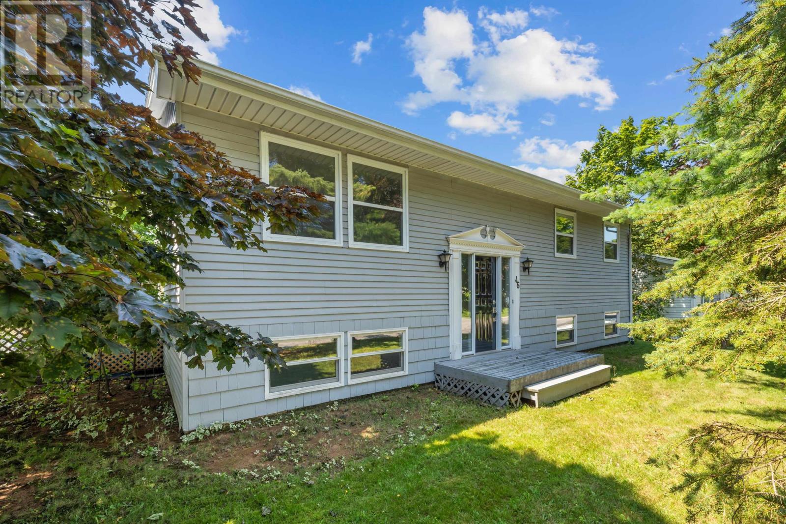 46 Westcomb Crescent