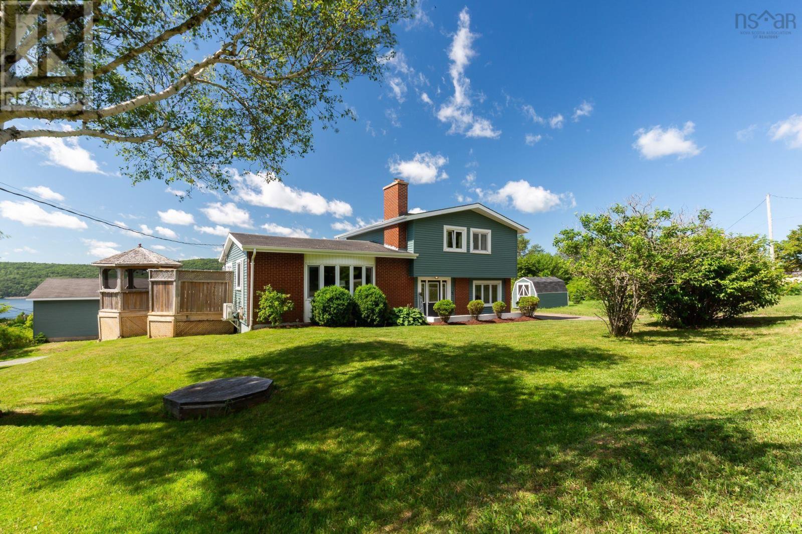 5 Brown Street Property Photo 2
