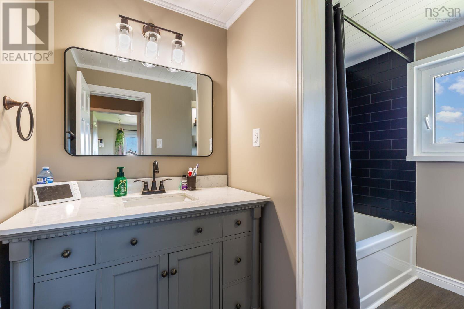 5 Brown Street Property Photo 18