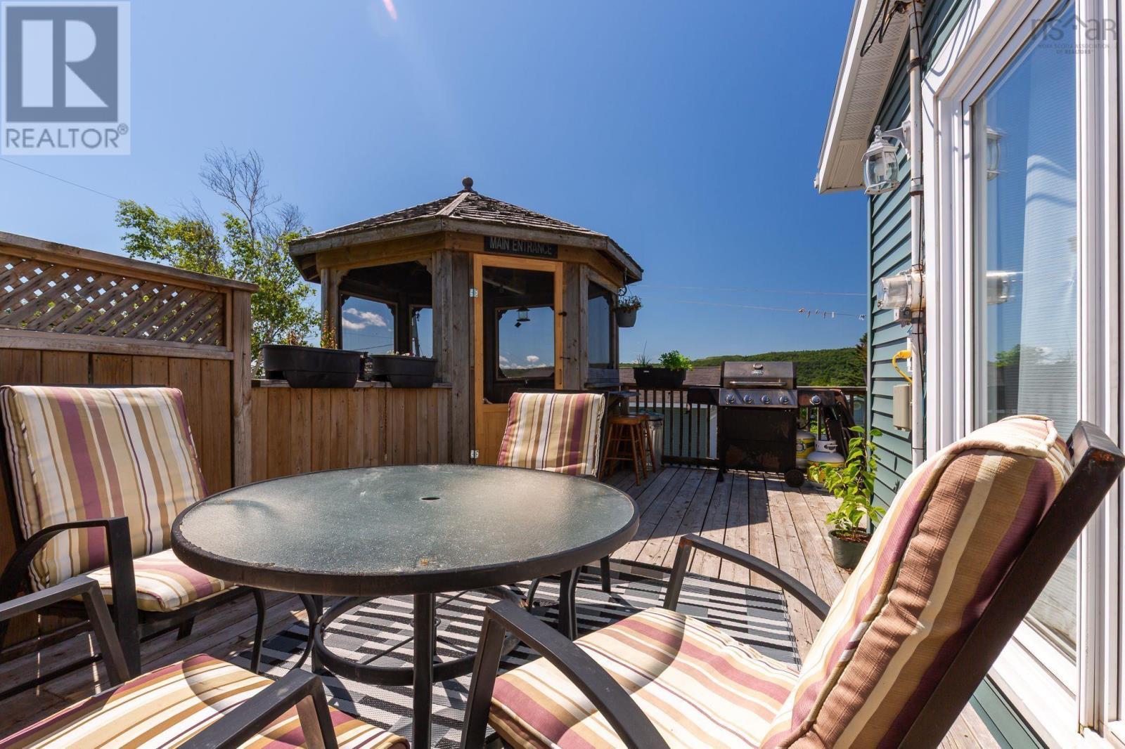 5 Brown Street Property Photo 26