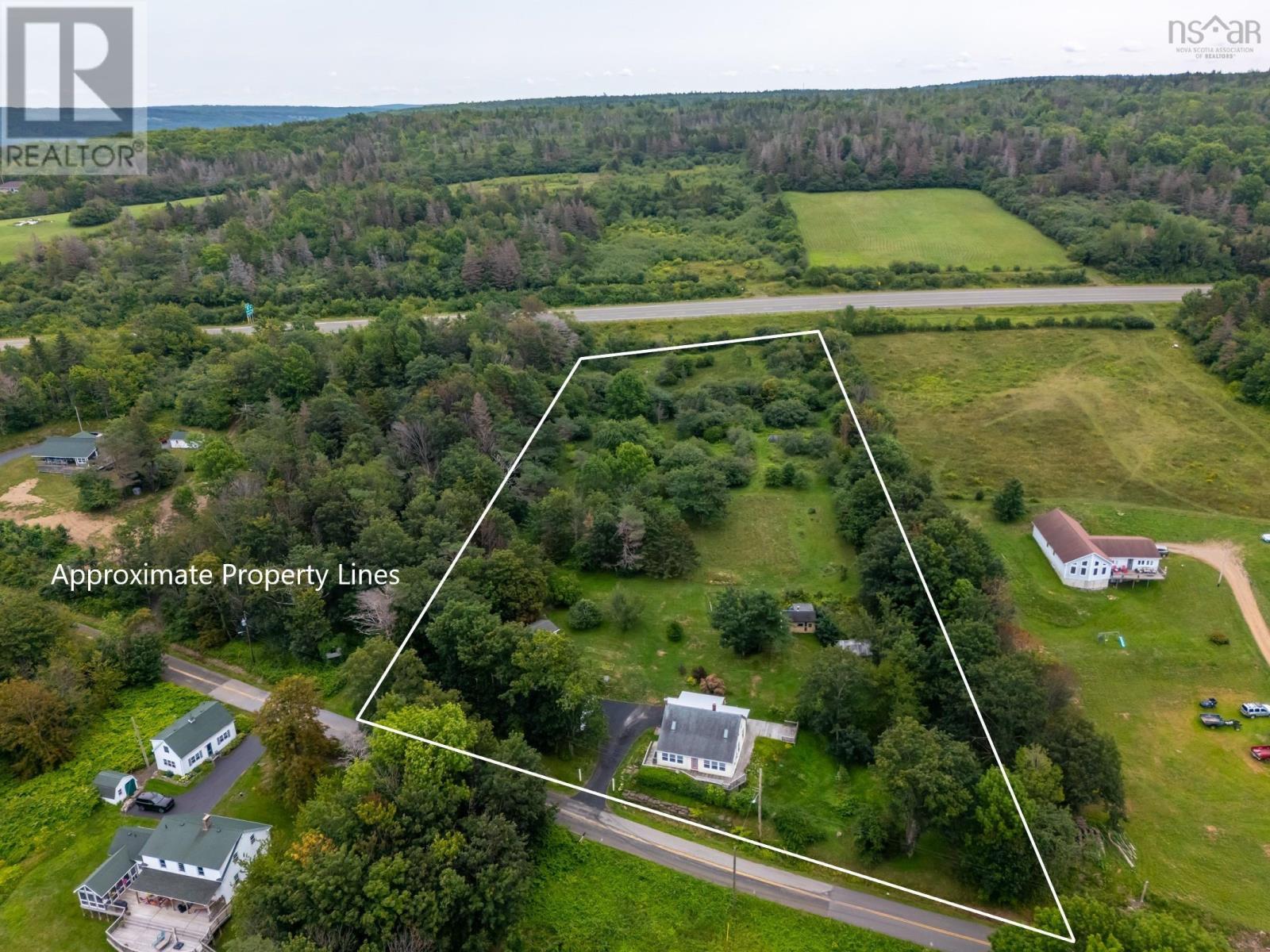 172 East Old Post Road Property Photo 1