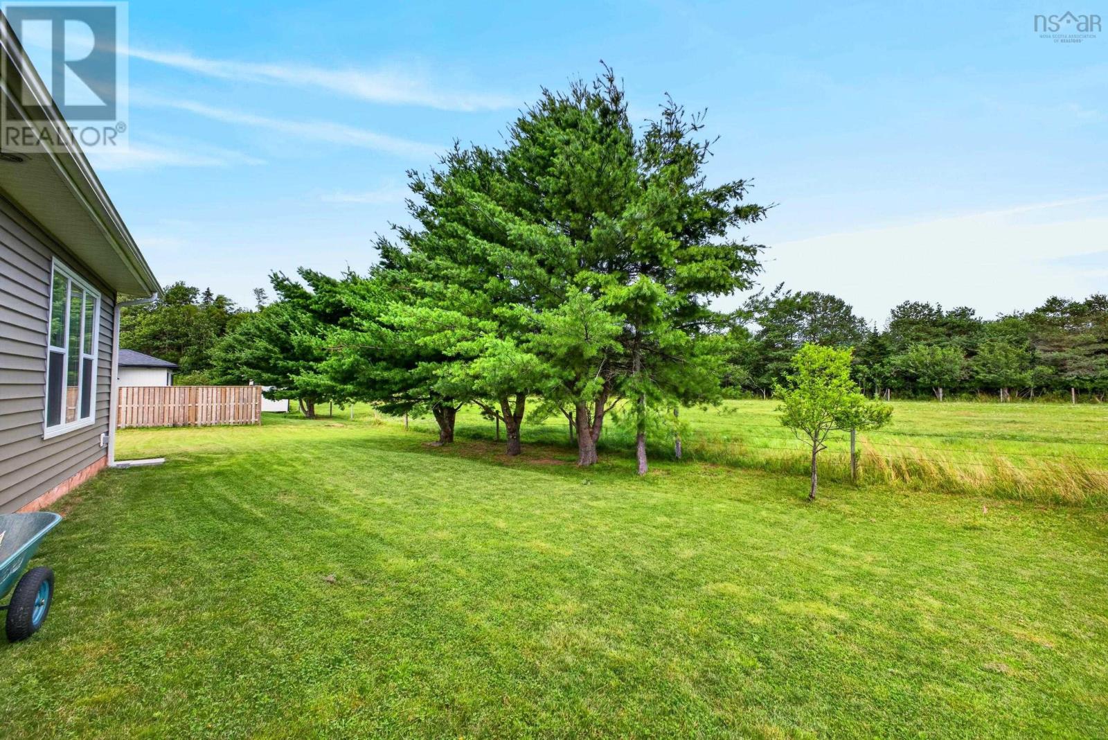 28 Eagleview Drive Property Photo 4