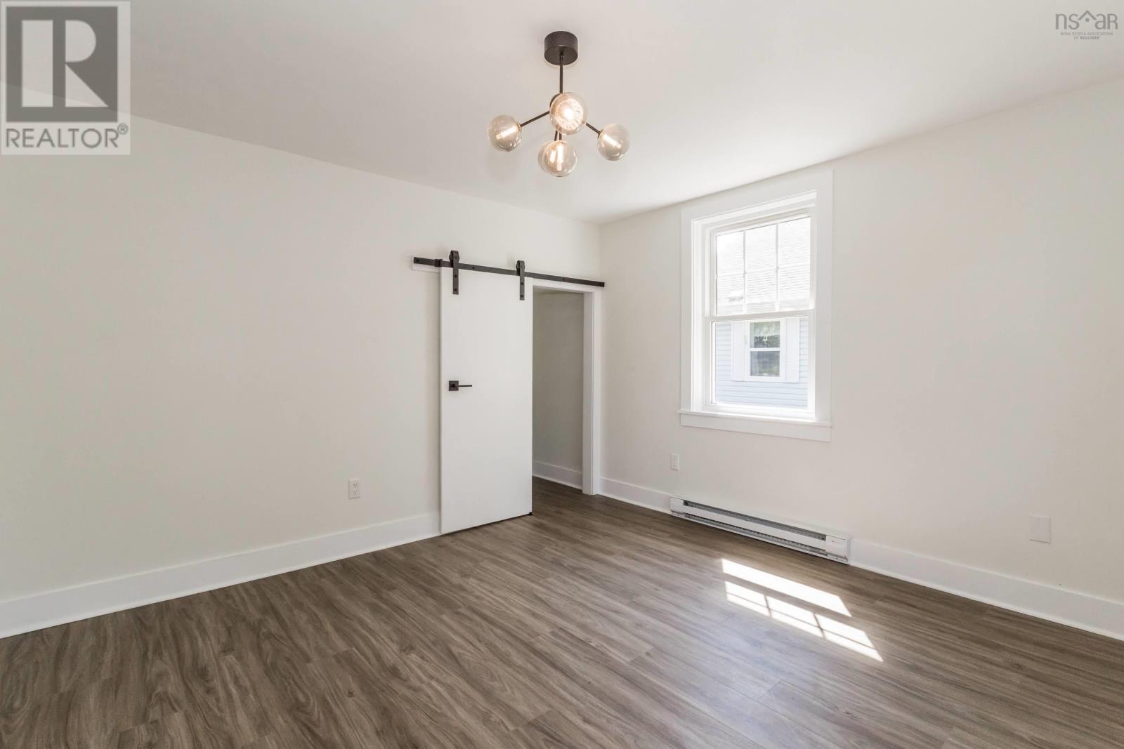 155 Wiley Avenue Property Photo 16