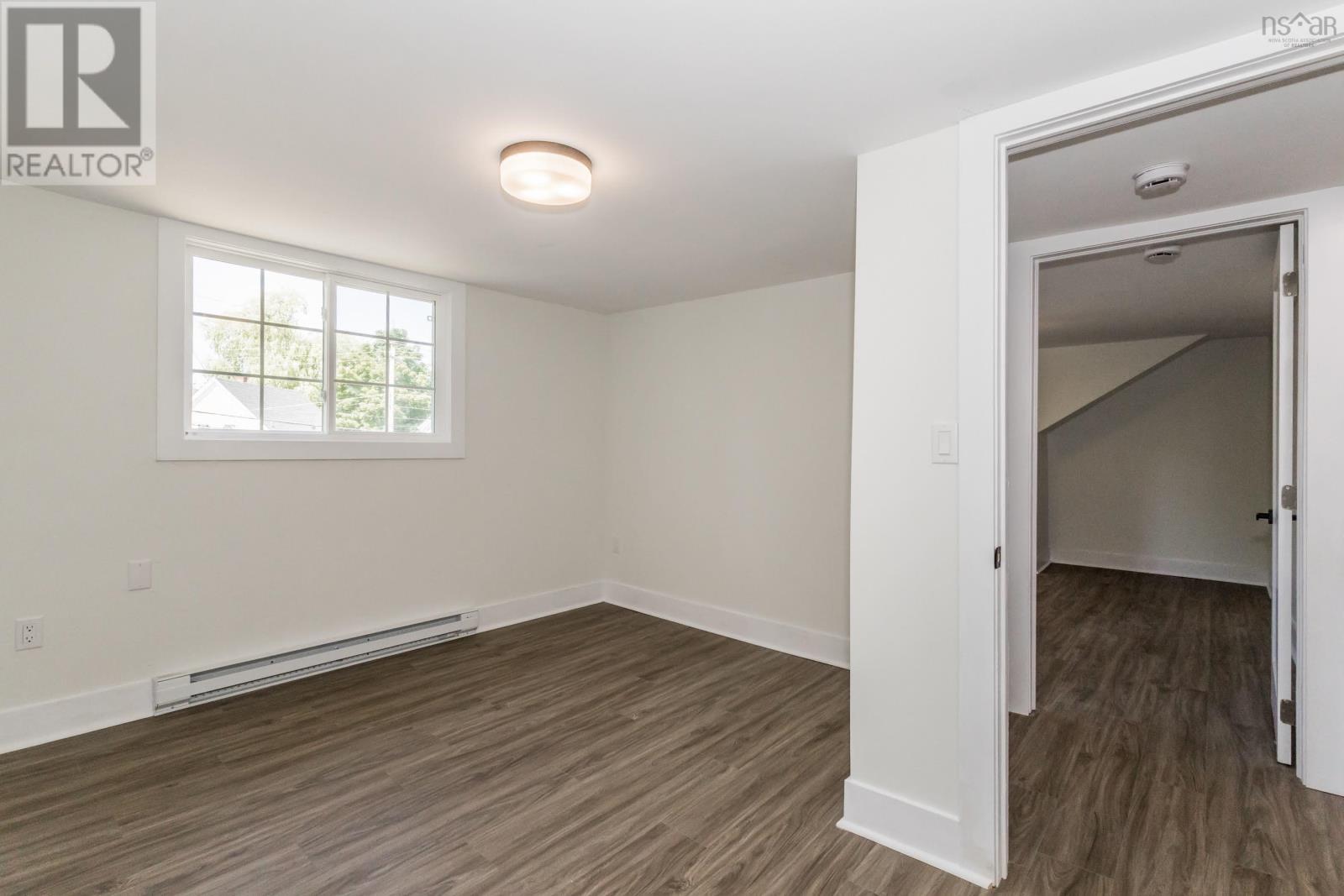 155 Wiley Avenue Property Photo 33