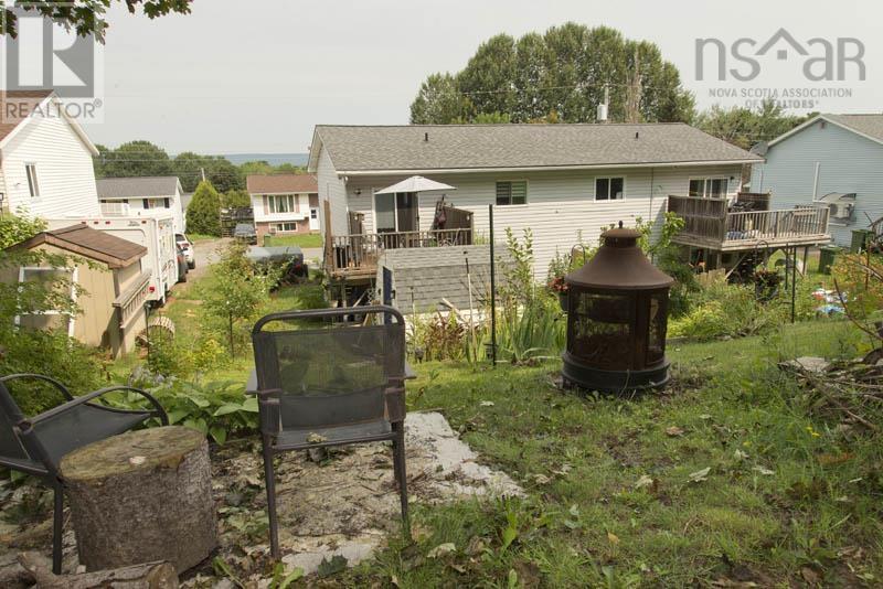 1027 Marie Crescent Property Photo 28