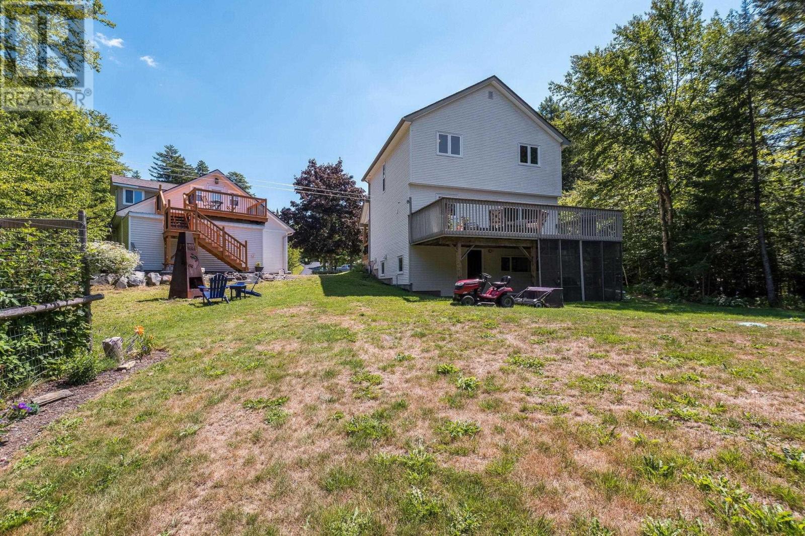 60 Lylewood Drive Property Photo 41