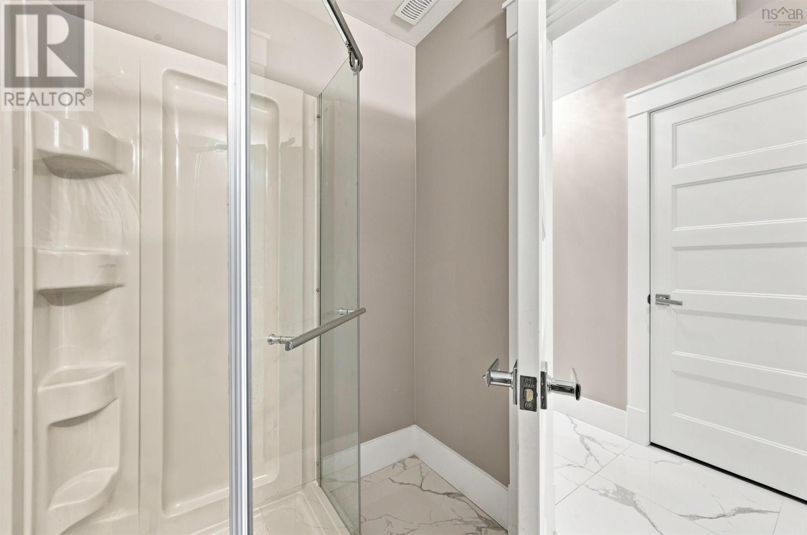 46 Grenoble Court Property Photo 7