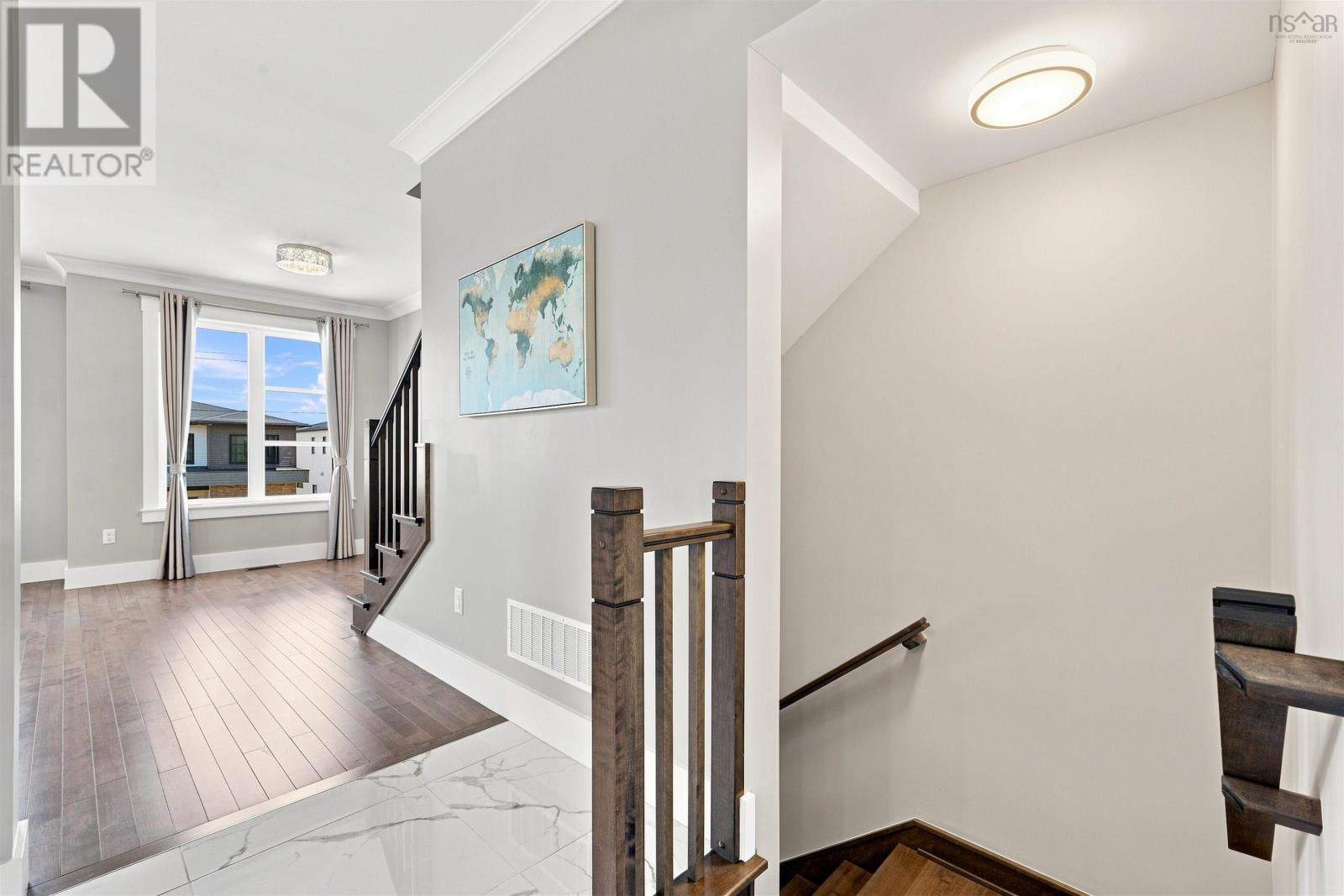 46 Grenoble Court Property Photo 14