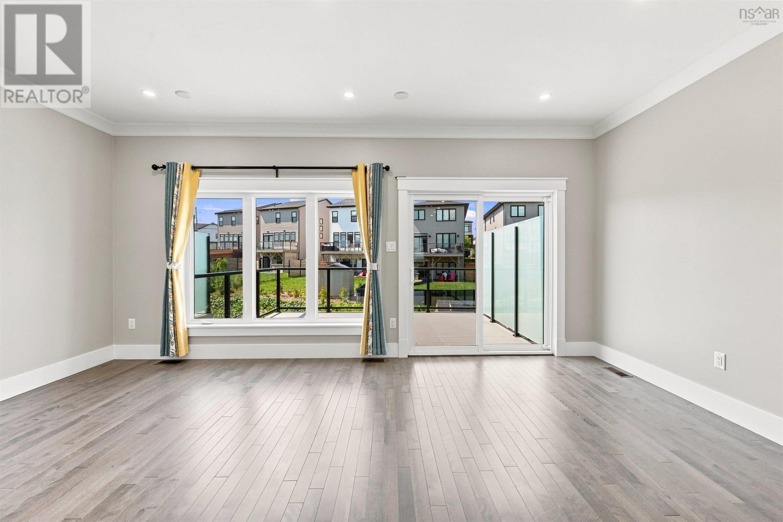 46 Grenoble Court Property Photo 22
